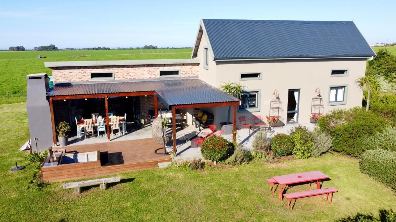 Libertas Guest Farm