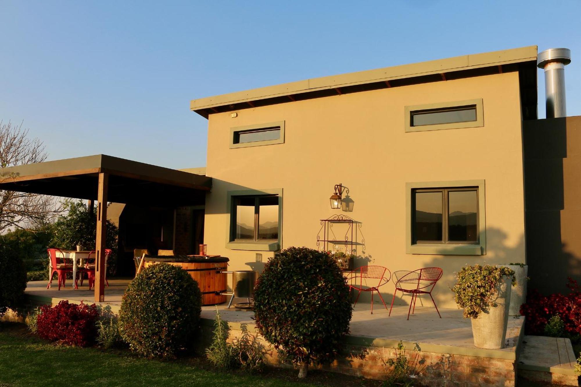 Libertas Guest Farm Farm stay Hoekwil